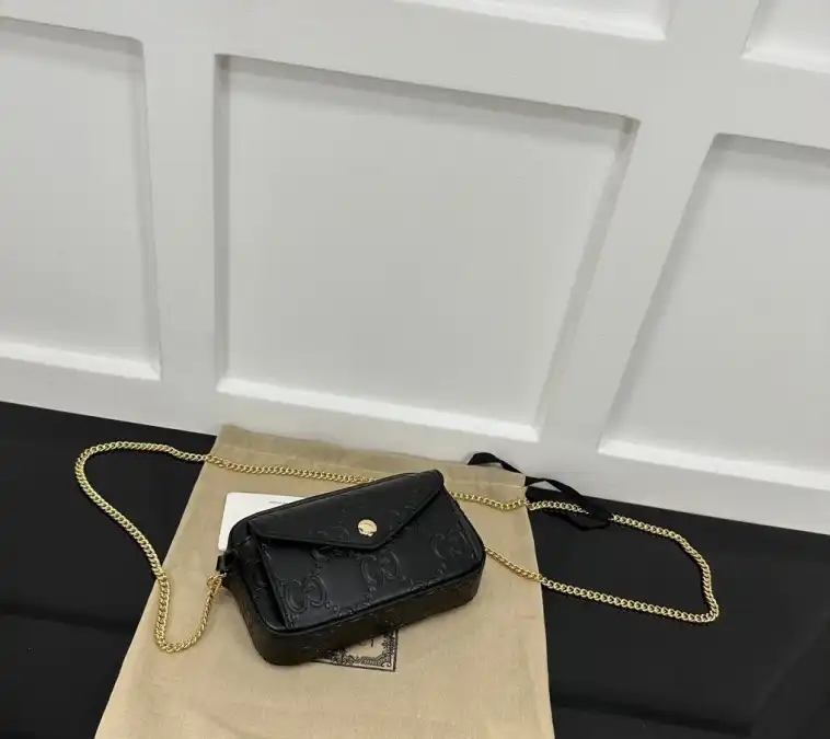 Gvc*1 satchel bags 4034h-0101