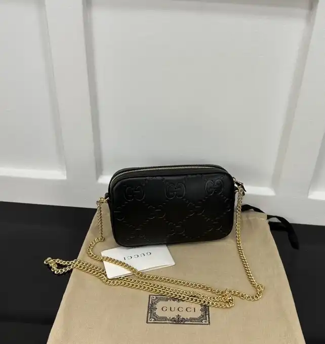 Gvc*1 satchel bags 4034h-0101