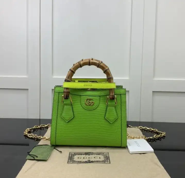 Gvc*1 top handle bags 4034h-0126