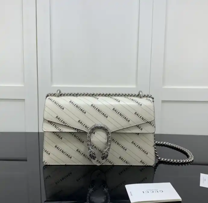 Gvc*1 satchel bags 4034h-0138