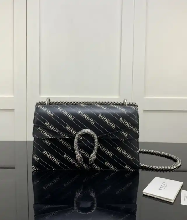 Gvc*1 satchel bags 4034h-0139