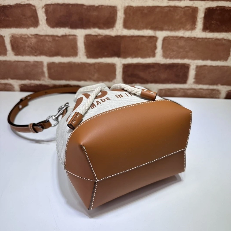 Gvc*1 bucket bags 4036-0042