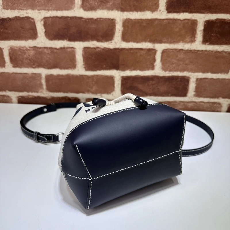 Gvc*1 bucket bags 4036-0043