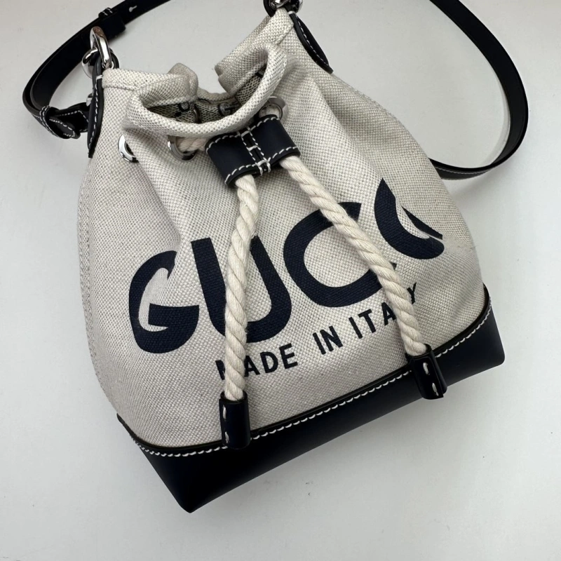 Gvc*1 bucket bags 4036-0043