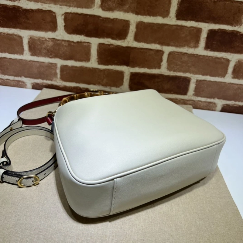 Gvc*1 top handle bags 4036-0080