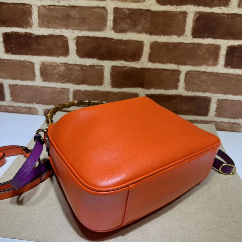 Gvc*1 top handle bags 4036-0081