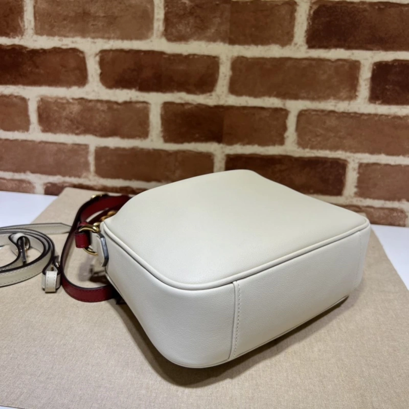 Gvc*1 top handle bags 4036-0088