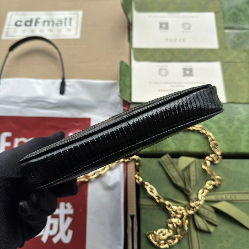 Gvc*1 top handle bags 4036-0527