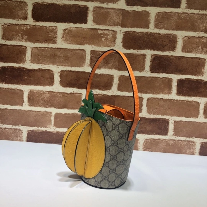 Gvc*1 bucket bags 4036-0614