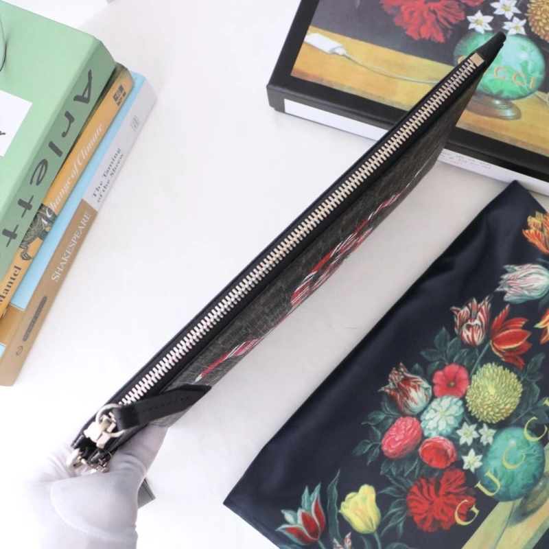 Gvc*1 clutch bags 4036-0688