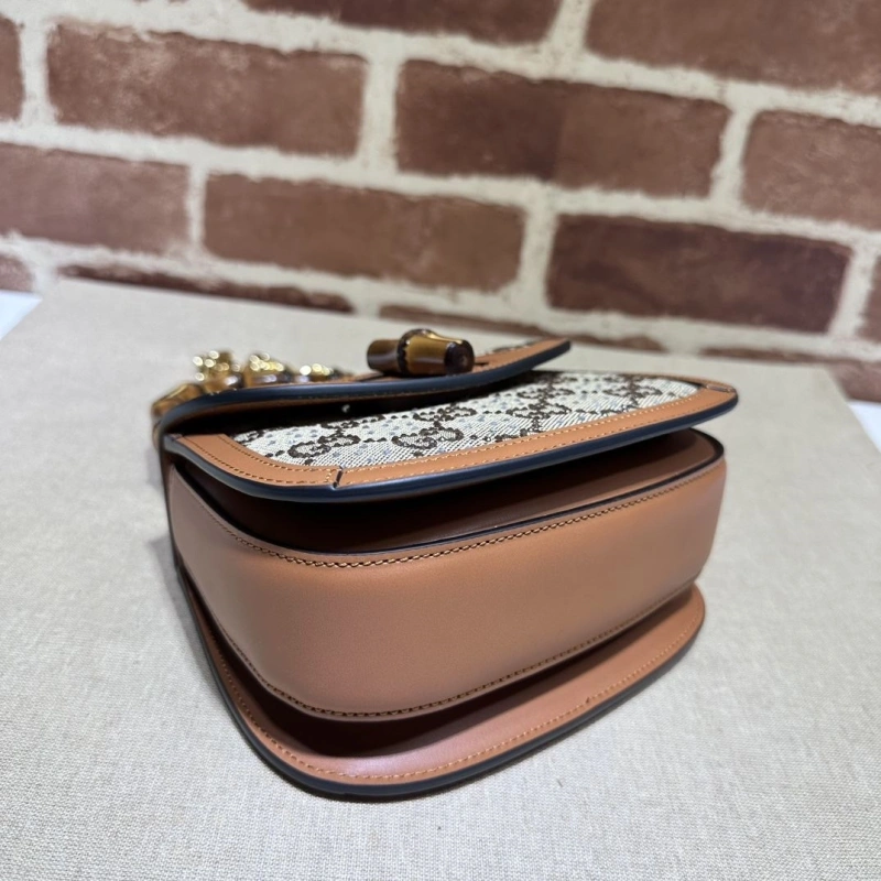 Gvc*1 top handle bags 4036-0790