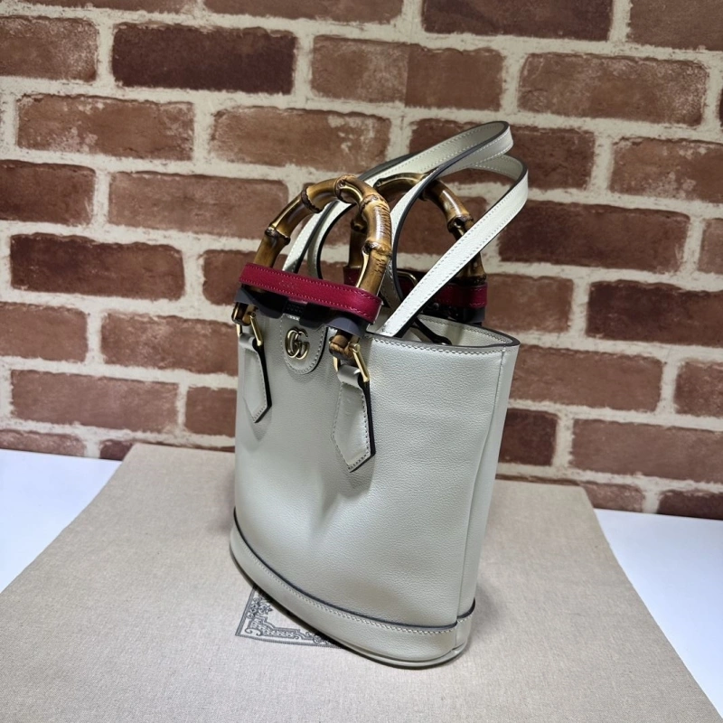 Gvc*1 top handle bags 4036-0814