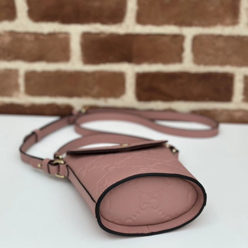Gvc*1 top handle bags 4036-0890