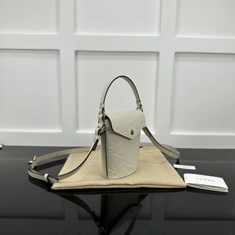 Gvc*1 top handle bags 4036-0893
