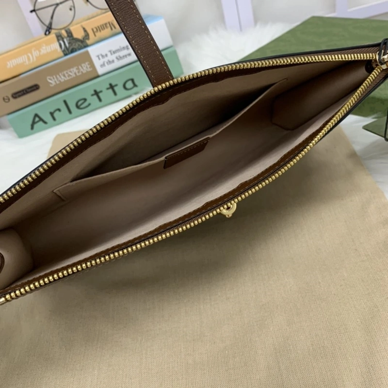 Gvc*1 clutch bags 4036-0987