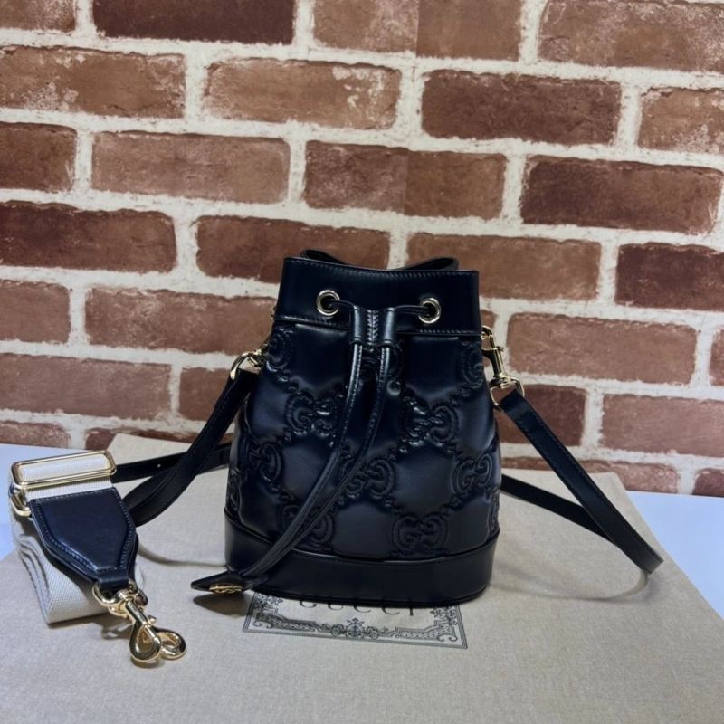 Gvc*1 bucket bags 4036b-0006