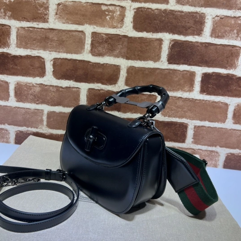 Gvc*1 top handle bags 4036b-0052