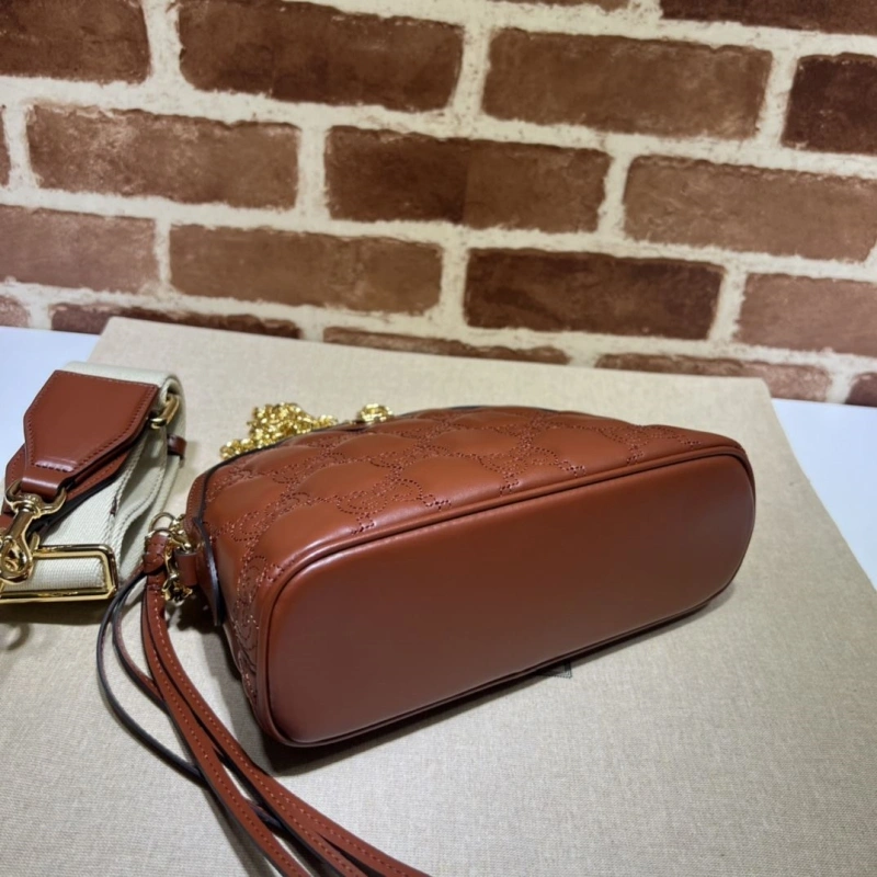 Gvc*1 satchel bags 4036b-0486