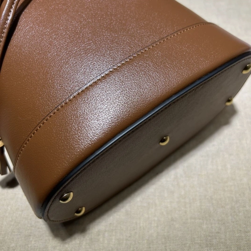 Gvc*1 bucket bags 4036b-0517