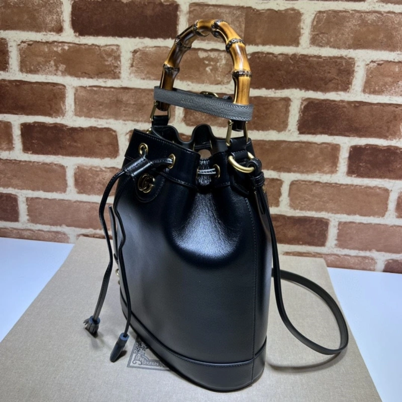 Gvc*1 bucket bags 4036b-0630