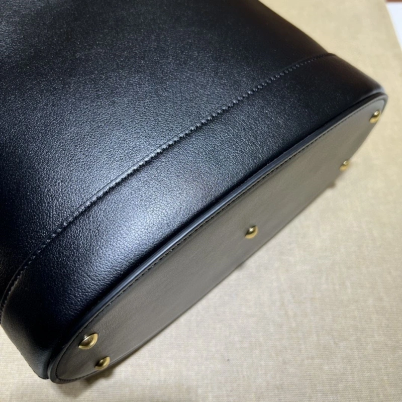 Gvc*1 bucket bags 4036b-0630