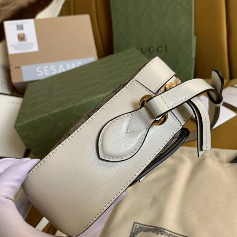 Gvc*1 satchel bags 4036b-0643