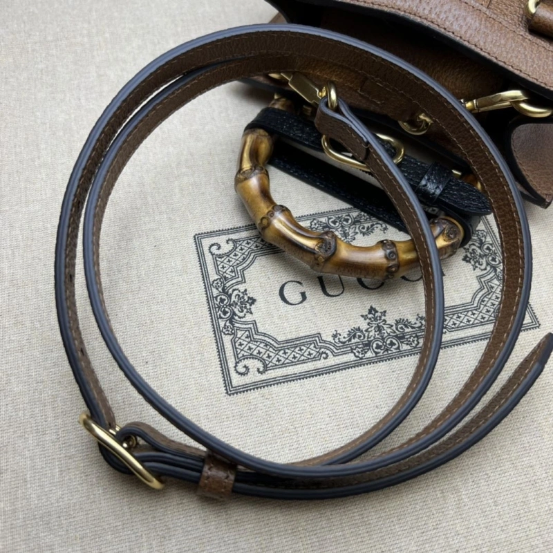 Gvc*1 top handle bags 4036b-0680