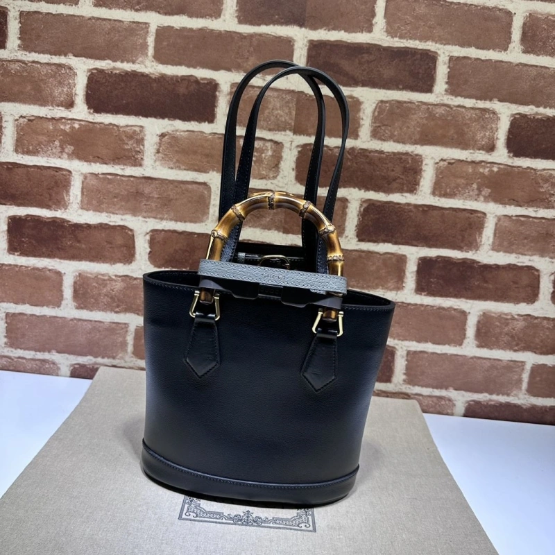 Gvc*1 bucket bags 4036b-0821