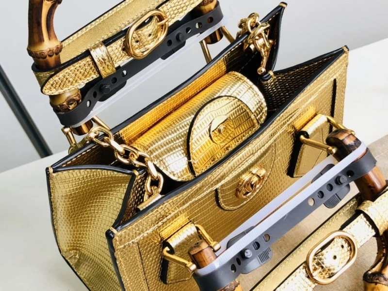 Gvc*1 top handle bags 4036b-0840
