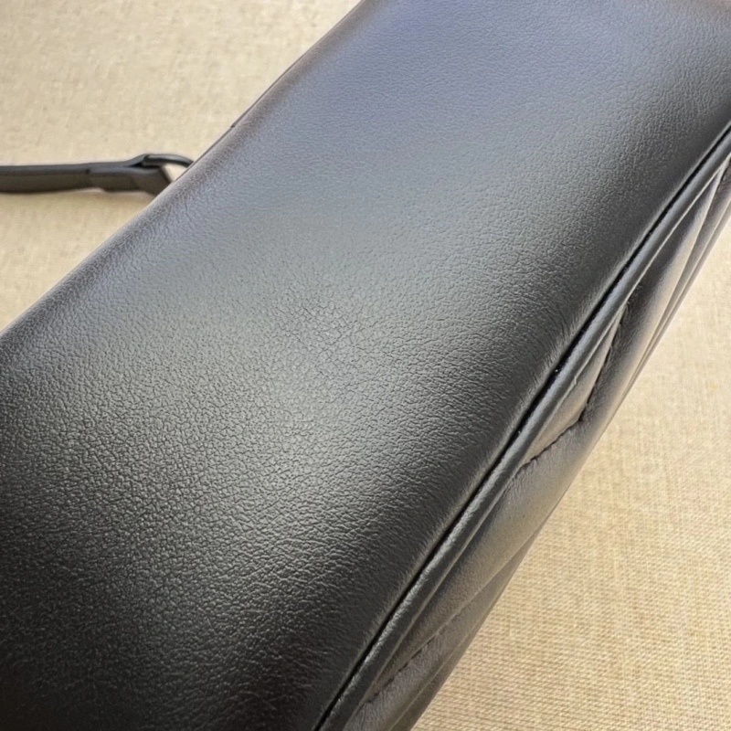 Gvc*1 satchel bags 4036b-0879