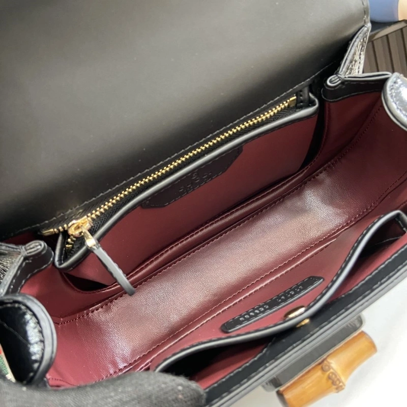 Gvc*1 top handle bags 4036c-0047