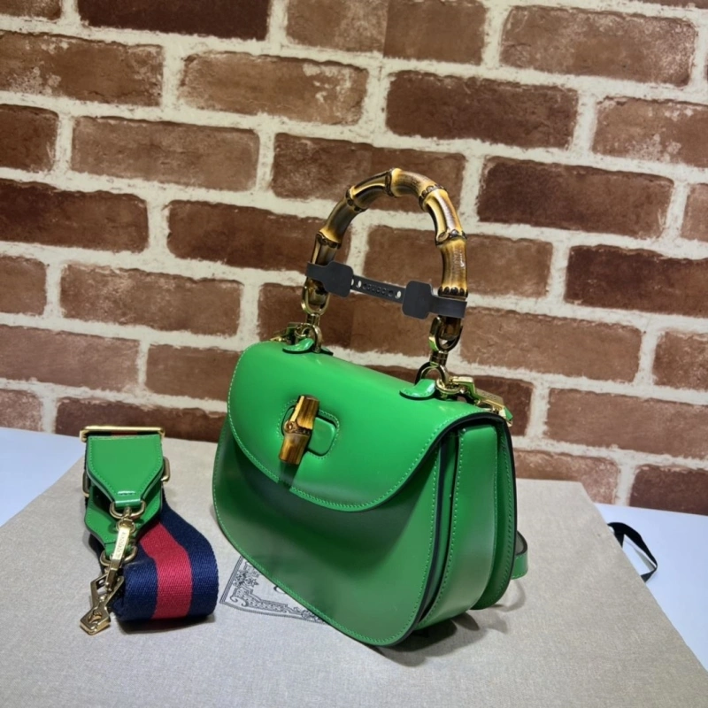 Gvc*1 top handle bags 4036c-0054