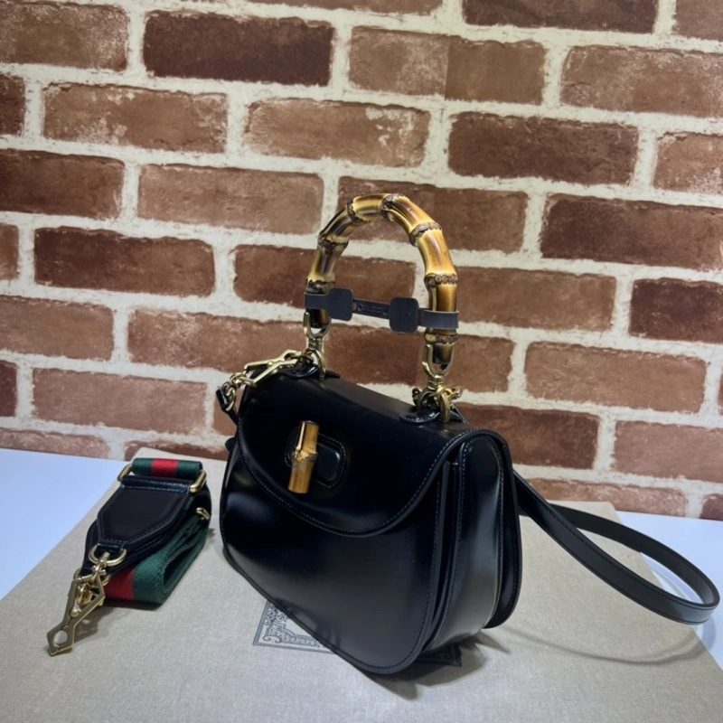 Gvc*1 top handle bags 4036c-0057