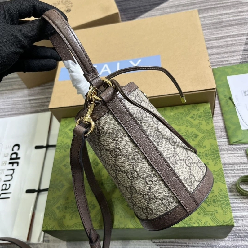 Gvc*1 bucket bags 4036c-0244