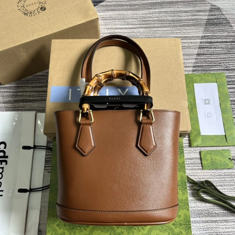 Gvc*1 top handle bags 4036c-0269