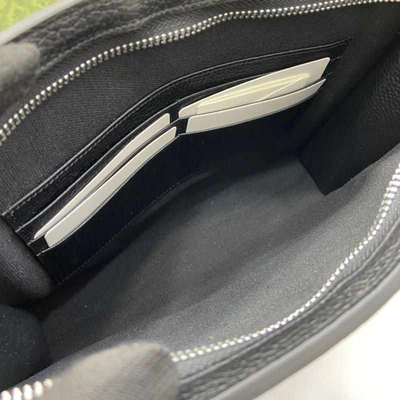 Gvc*1 clutch bags 4036c-0350