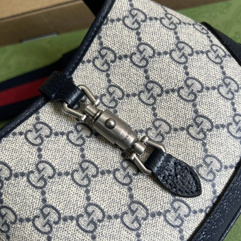 Gvc*1 top handle bags 4036c-0367