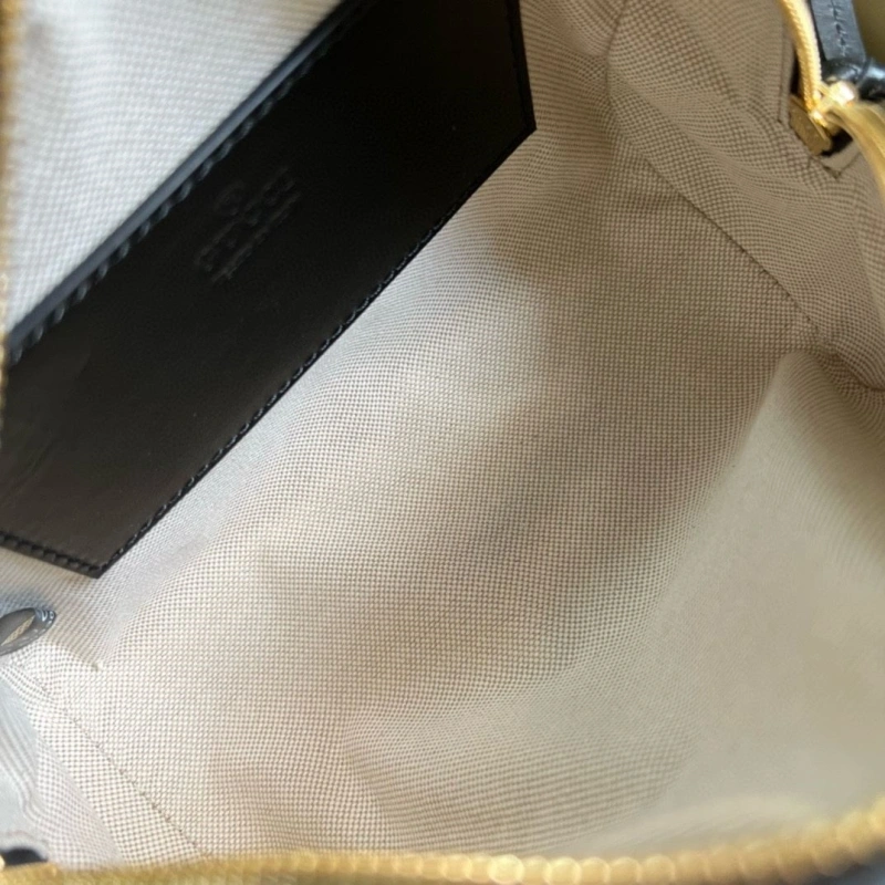 Gvc*1 top handle bags 4036c-0425