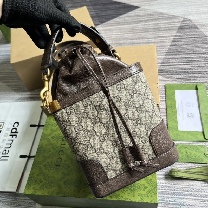 Gvc*1 bucket bags 4036c-0470