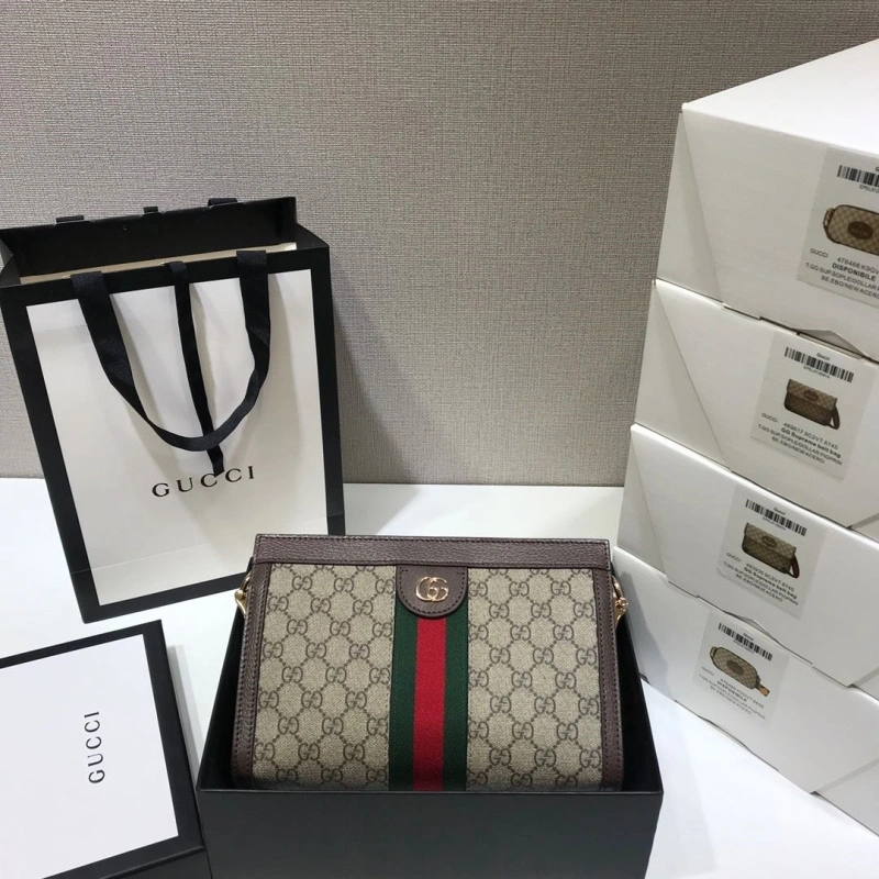 Gvc*1 clutch bags 4036c-1737