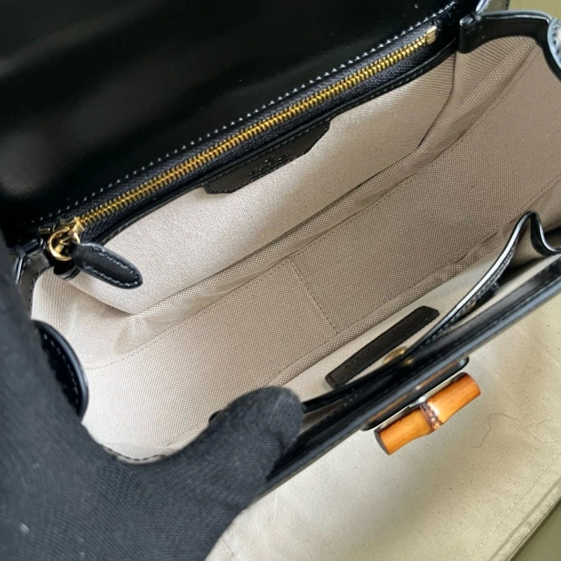 Gvc*1 top handle bags 4036c-1854