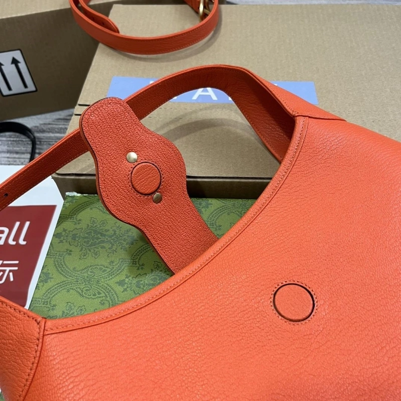 Gvc*1 top handle bags 4036c-1881