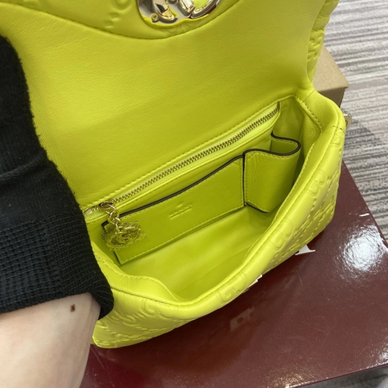 Gvc*1 top handle bags 4036c-2100