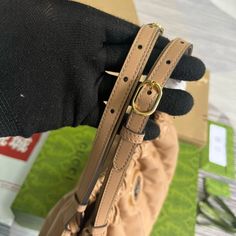 Gvc*1 top handle bags 4036c-2198