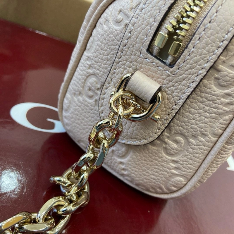Gvc*1 top handle bags 4036c-2223