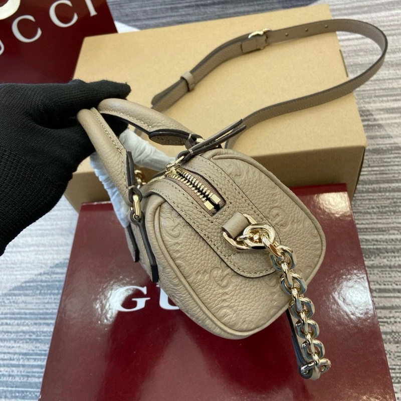 Gvc*1 top handle bags 4036c-2224