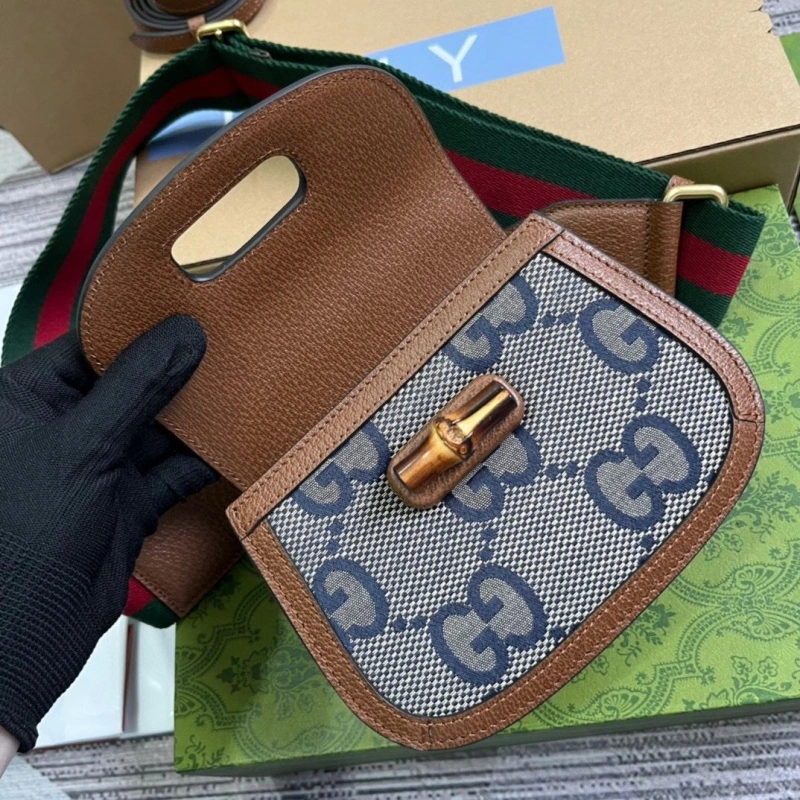Gvc*1 top handle bags 4036c-2341