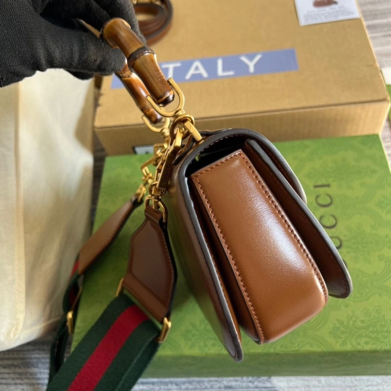 Gvc*1 top handle bags 4036c-2344
