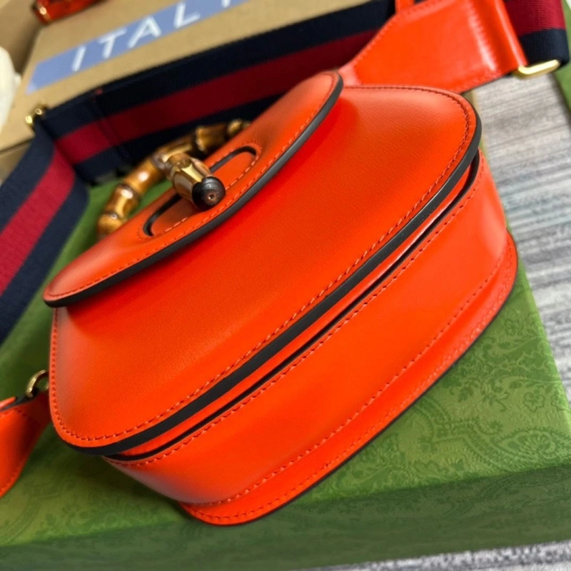 Gvc*1 top handle bags 4036c-2350