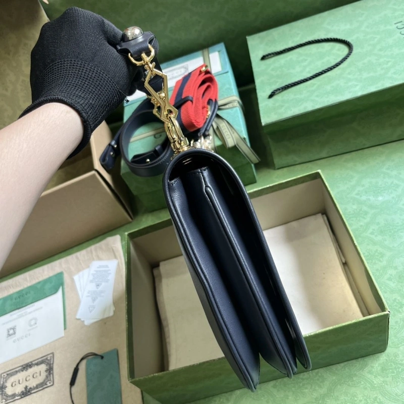 Gvc*1 top handle bags 4036c-2365